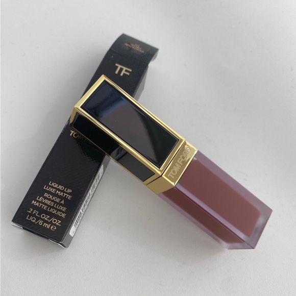 COPY - Tom Ford Liquid Lip Luxe Matte - Picture 1 of 7